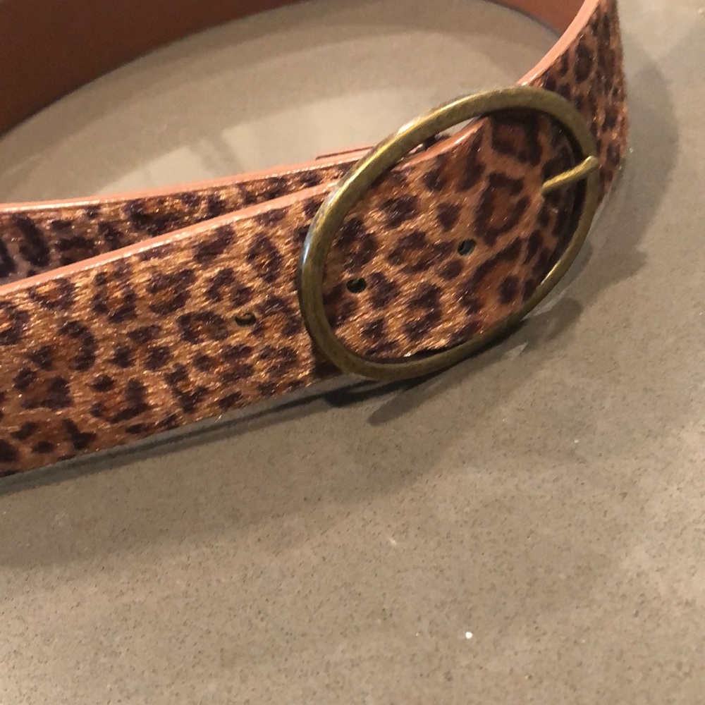 Old navy faux leather belt